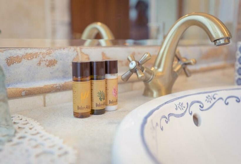 スタンダードトリプルルーム, Agrib&b Corte Burchio