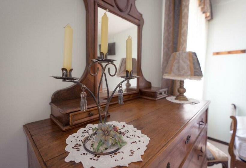 スタンダードトリプルルーム, Agrib&b Corte Burchio