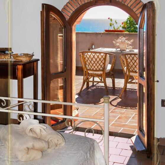 חדר סטנדרט נוף לים, B&b La Torretta