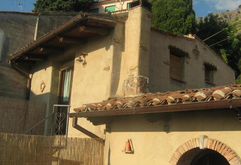 חדר סטנדרט נוף לים, B&b La Torretta