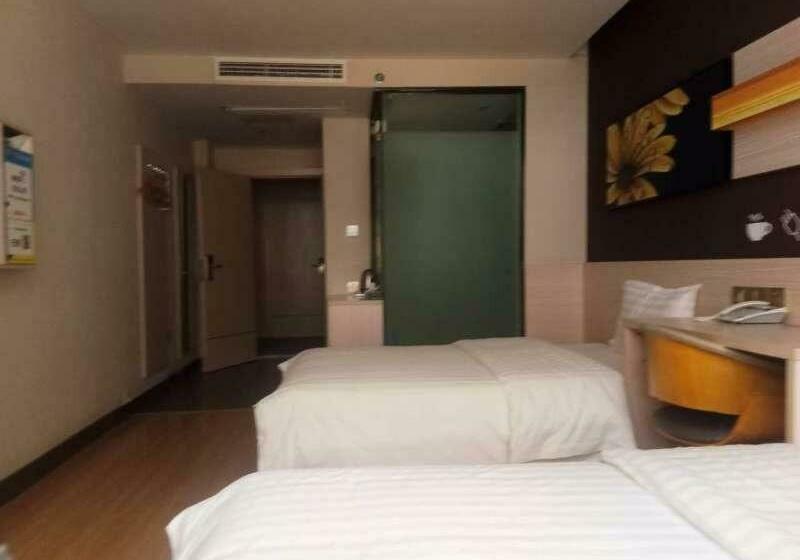 Номер Комфорт, 7days Inn Yueyang Pingjiang Tianyue Road Pedestrian Street