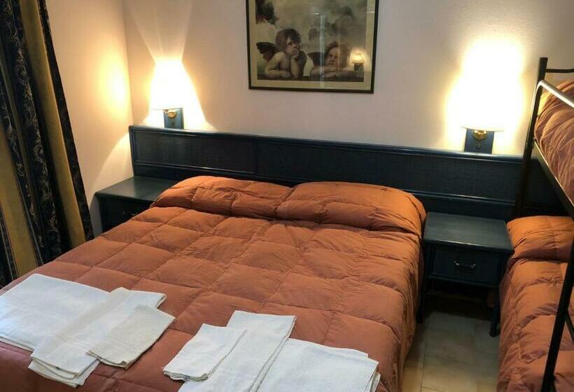 חדר סטנדרט לארבעה, Petit Paradis