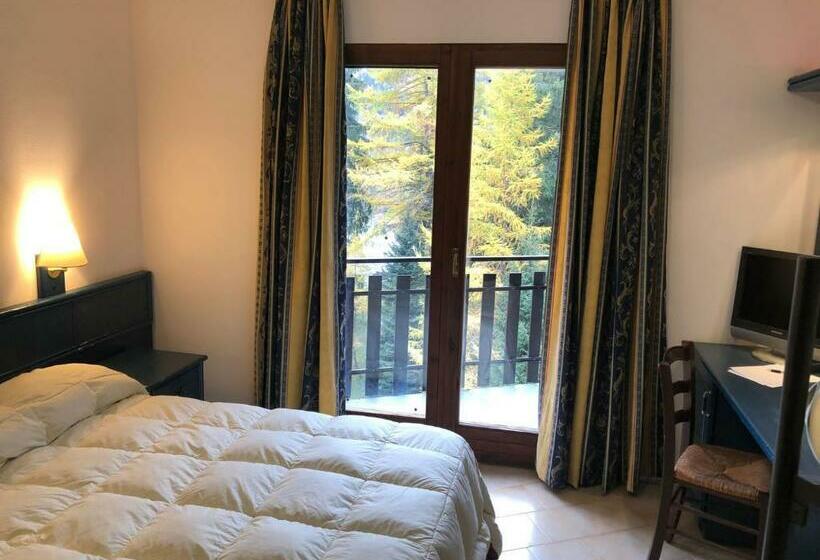 חדר סטנדרט עם מרפסת, Petit Paradis