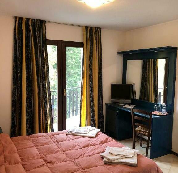 חדר סטנדרט עם מרפסת, Petit Paradis