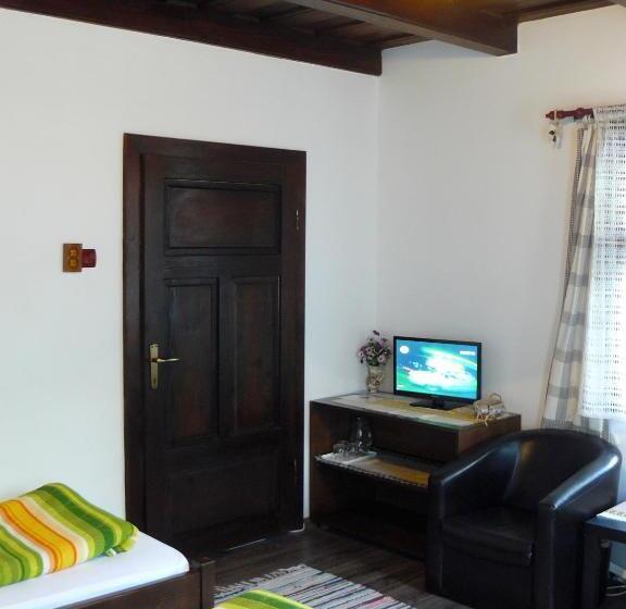 חדר סטנדרט לשלושה, Casa Demeter