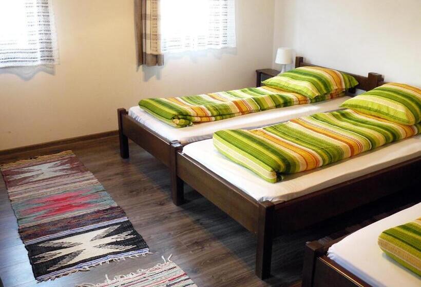 חדר סטנדרט לשלושה, Casa Demeter