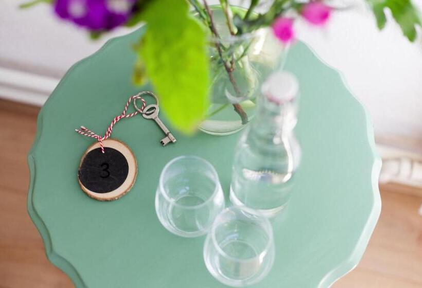 חדר סטנדרט לשלושה עם נוף לגינה, De Oude Pastorie Macharen