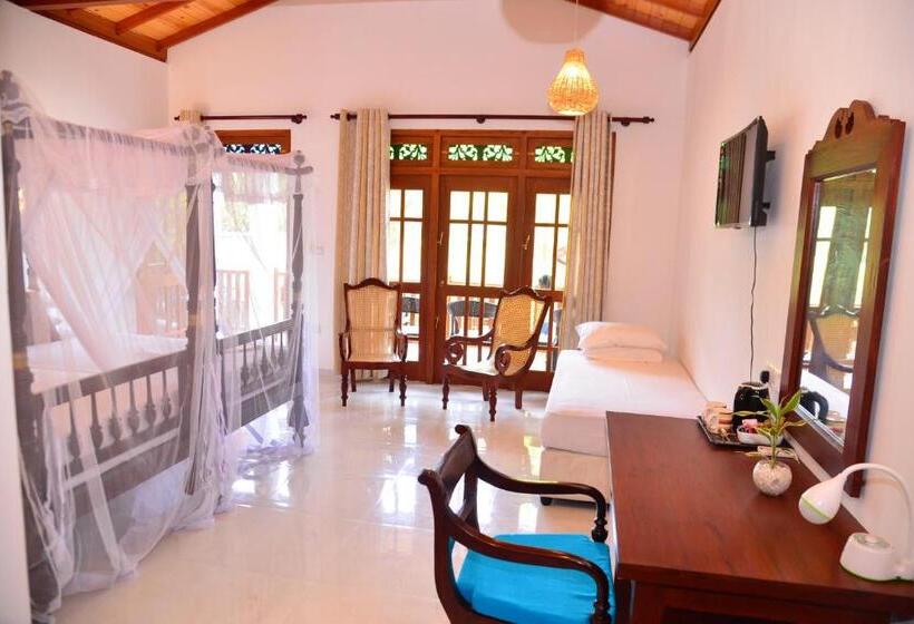 디럭스 트리플 룸, Surf Villa