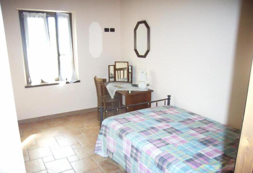 חדר בסיסי, Agriturismo Biologico Villa Rosa