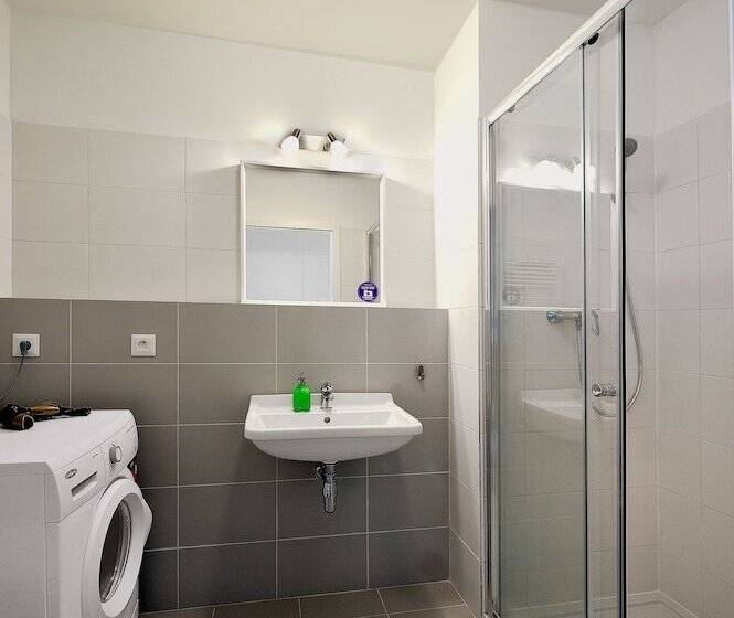 آپارتمان اکونومی 1 خوابه, Apollis Business & Budget By Ambiente