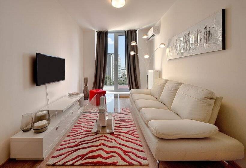 آپارتمان لوکس 1 خوابه, Apollis Business & Budget By Ambiente