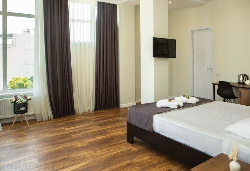 اتاق استاندارد با چشم‌انداز شهر, Vista