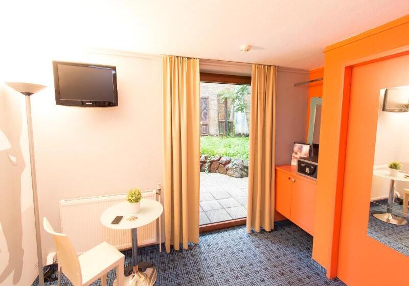 اتاق استاندارد یک نفره, Arthotel Vienna