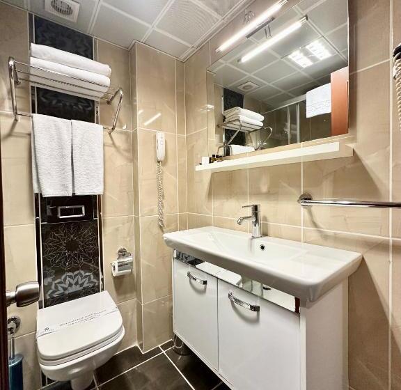 اتاق استاندارد سه نفره, Askoc Hotel & Spa