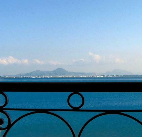 سوییت جونیور, Barcelo Concorde Les Berges Du Lac