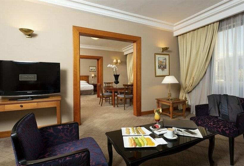 سوییت جونیور, Barcelo Concorde Les Berges Du Lac