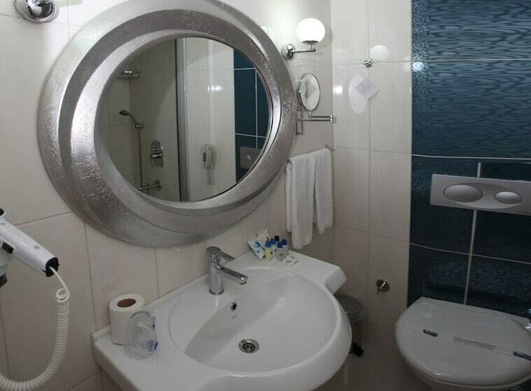 Quarto standart individual, Cender