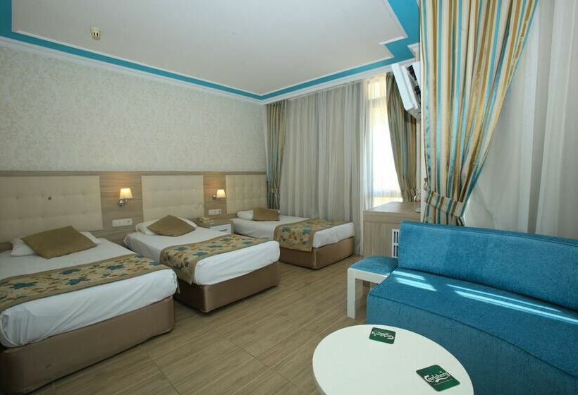 Quarto Triplo Standart, Cender