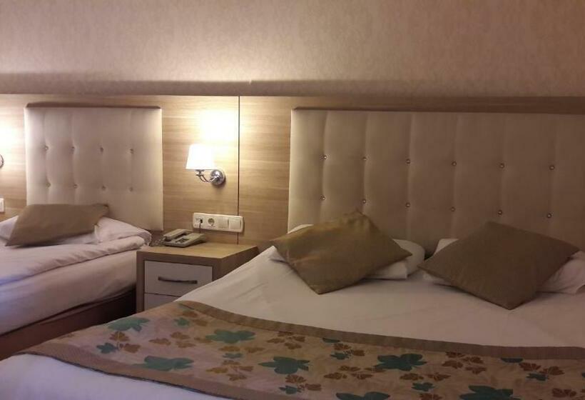 Quarto Triplo Standart, Cender