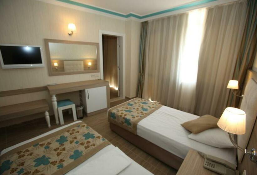 Quarto Familiar, Cender