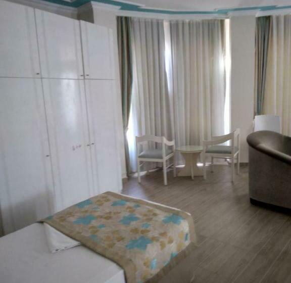 Suite Familiar, Cender