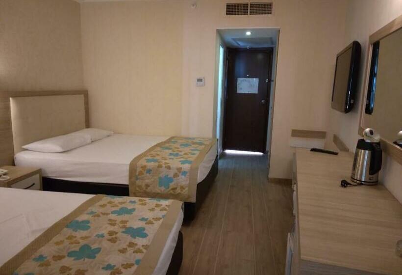 Suite Familiar, Cender