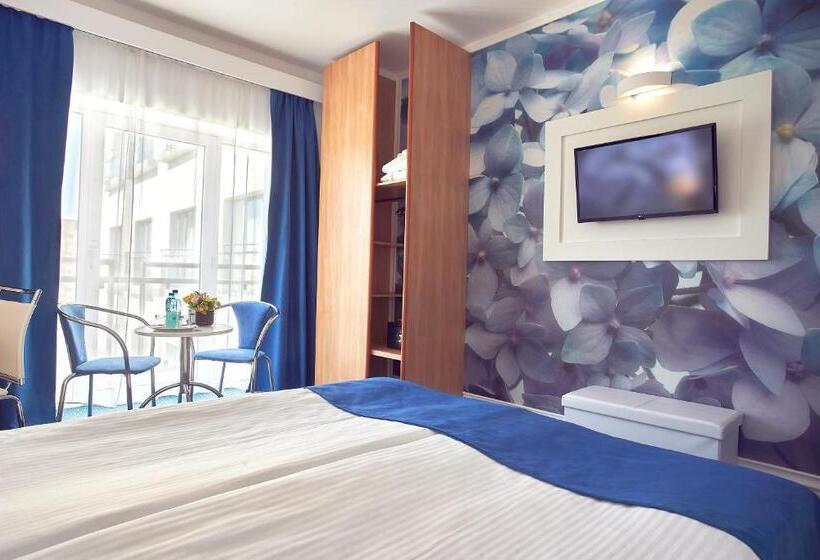 Номер Стандарт, Continental Forum Constanta