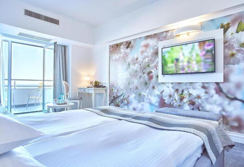 Семейный Номер Deluxe, Continental Forum Constanta