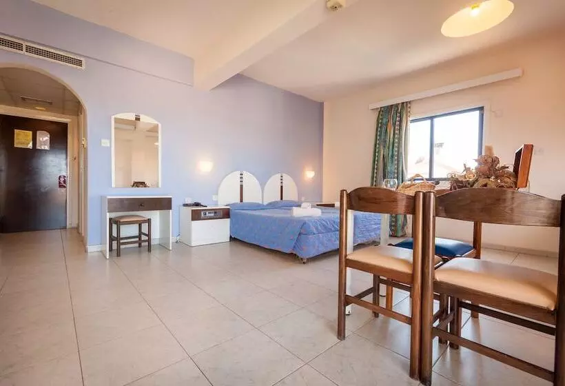 استودیوی استاندارد, Crown Resorts Elamaris