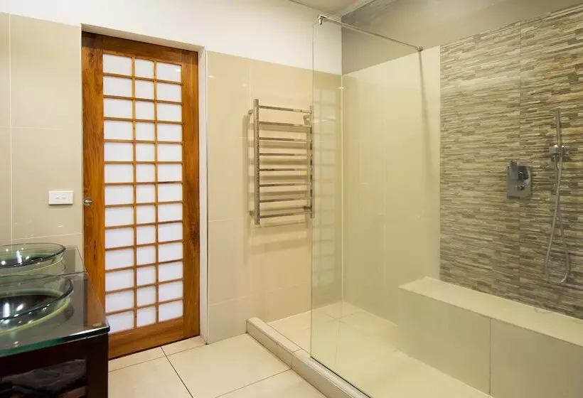 , Fatumaru Lodge