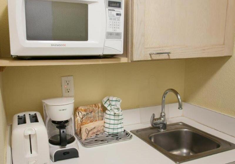 اتاق استاندارد, Flamingo Bay Hotel & Marina