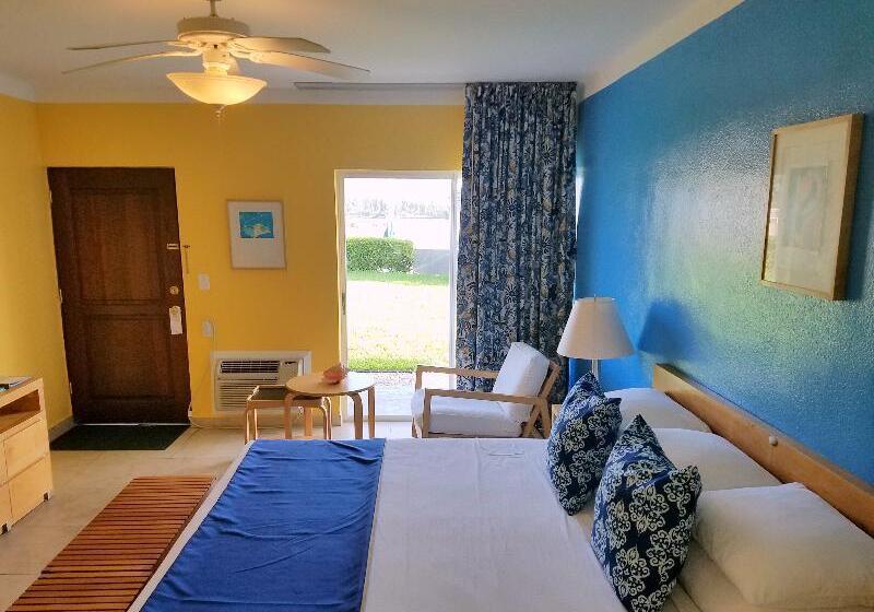 اتاق استاندارد با تخت بزرگ, Flamingo Bay Hotel & Marina