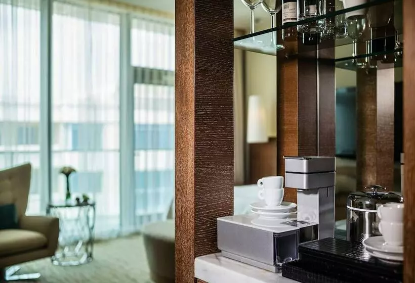 اتاق لوکس با چشمانداز دریا, Jw Marriott Absheron Baku