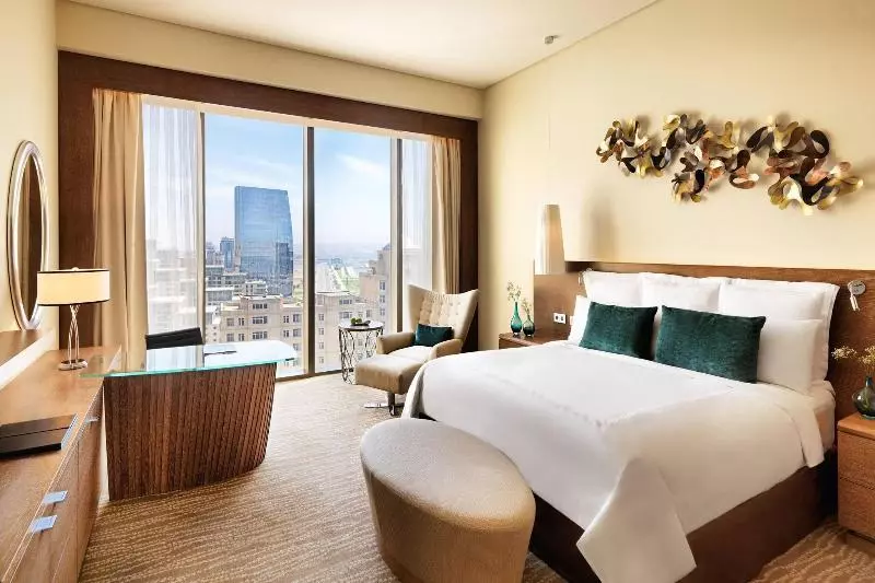 اتاق لوکس با چشمانداز شهر, Jw Marriott Absheron Baku
