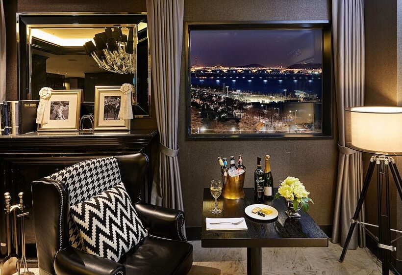 חדר אקזקיוטיב, Kensington Hotel Yeouido