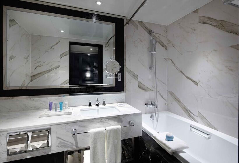 Номер Премиум, Kensington Hotel Yeouido