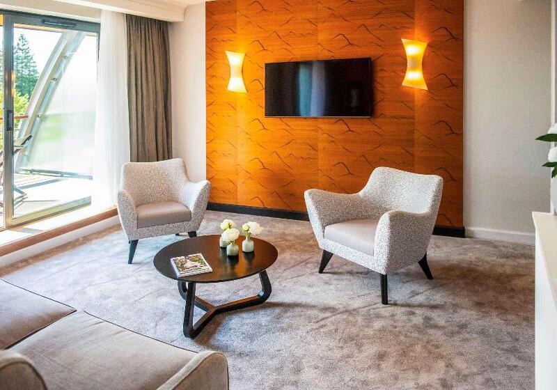 Люкс Deluxe Кровать Кинг, Parc Beaumont & Spa Pau   Mgallery