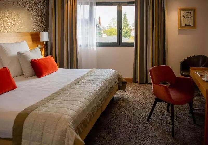 اتاق کلاسیک با تخت دونفره, Parc Beaumont & Spa Pau   Mgallery
