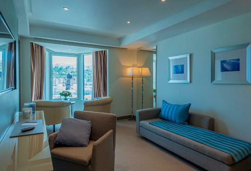 جناح, Port Palace