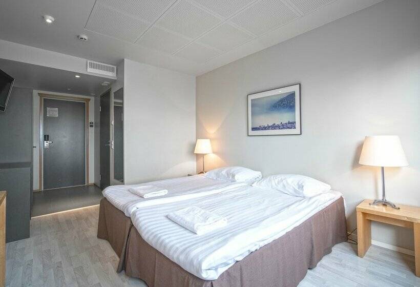 标准间, Pyhatunturi