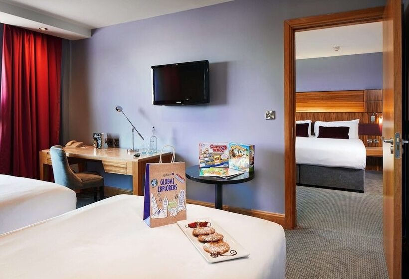 Семейный Номер, Radisson Blu Hotel, Athlone