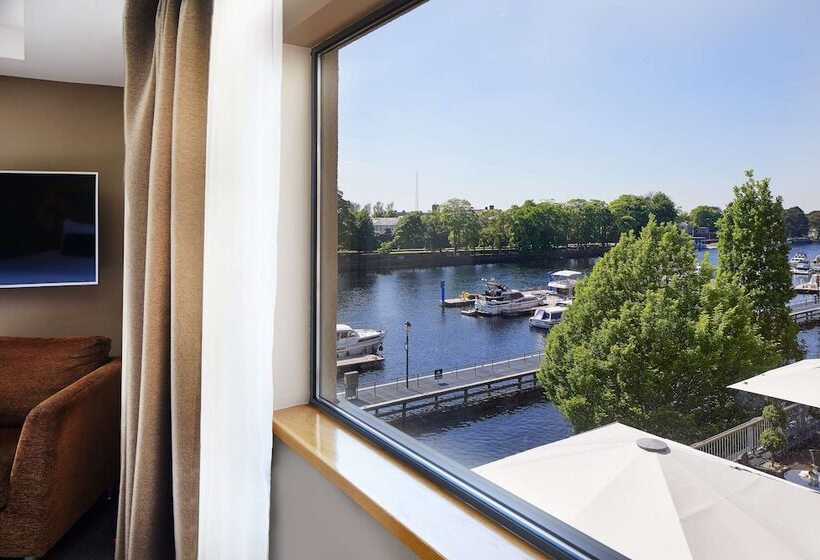 Номер Superior Вид на Реку, Radisson Blu Hotel, Athlone
