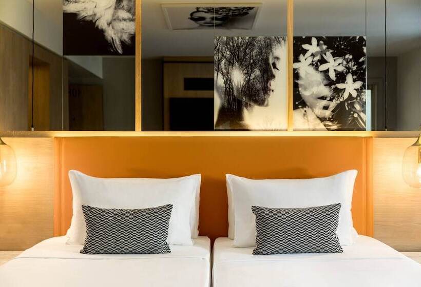 スイート（家族用）, Renaissance Paris Vendome