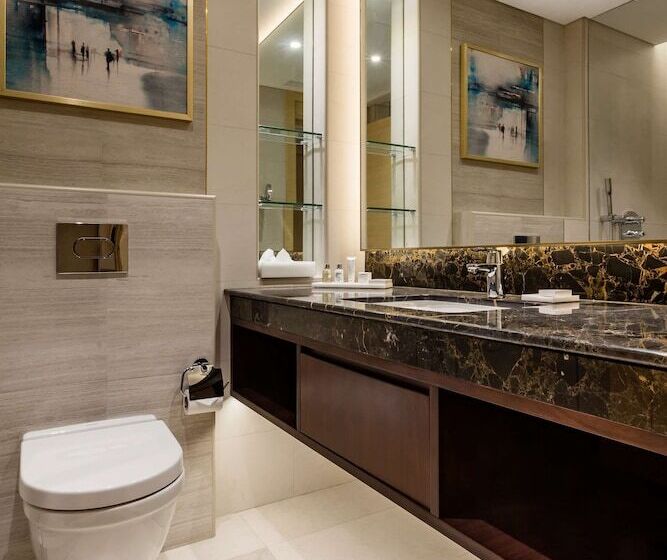 اتاق سوپریور, The Diplomat Radisson Blu Hotel Residence & Spa