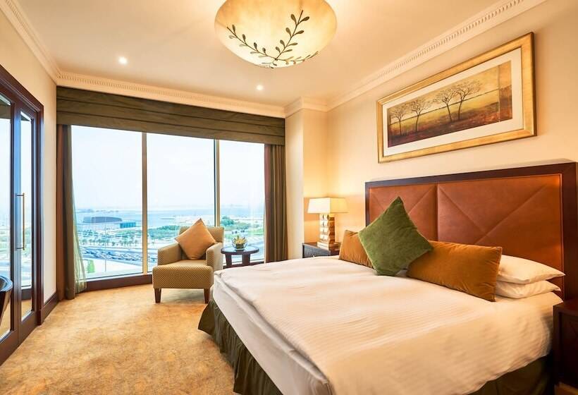 1 Bedroom Penthouse Apartment, The Diplomat Radisson Blu Hotel Residence & Spa