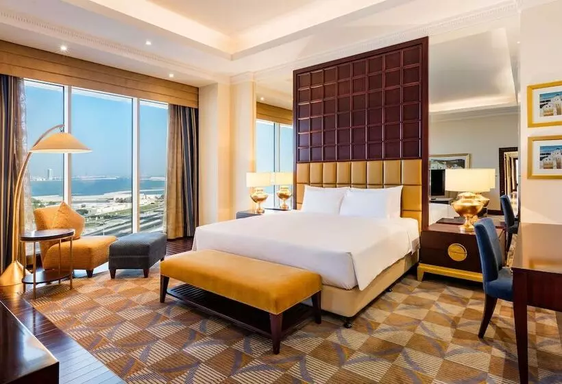 1 Bedroom Penthouse Apartment, The Diplomat Radisson Blu Hotel Residence & Spa