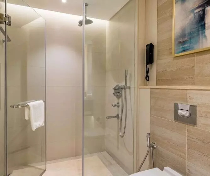 اتاق اجرایی, The Diplomat Radisson Blu Hotel Residence & Spa