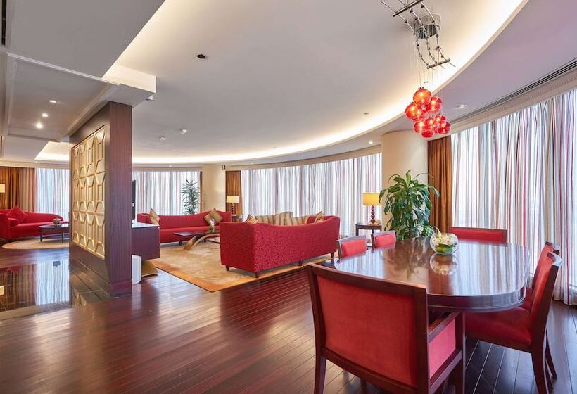 1 Bedroom Penthouse Apartment, The Diplomat Radisson Blu Hotel Residence & Spa