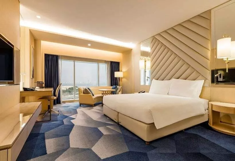 اتاق اجرایی, The Diplomat Radisson Blu Hotel Residence & Spa