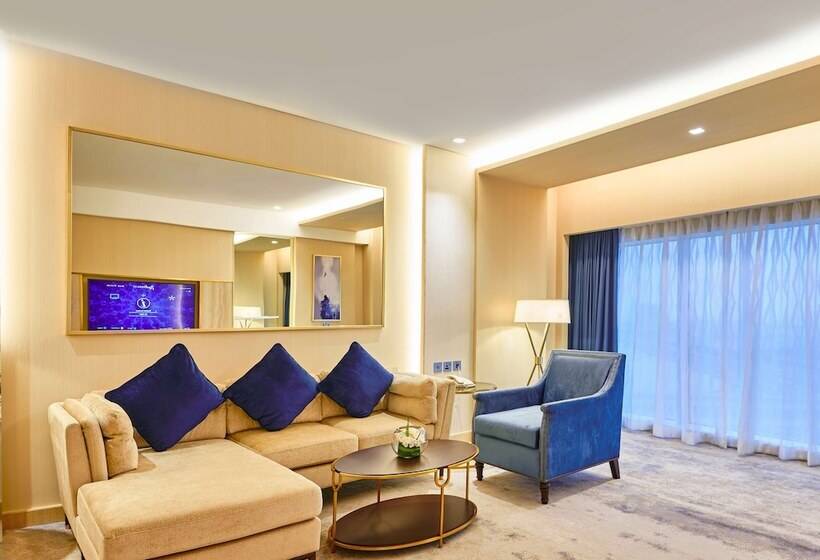 سوییت, The Diplomat Radisson Blu Hotel Residence & Spa